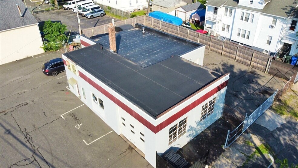 More Photos Of 512 Saint James Ave, Springfield Auto Repair For Sale