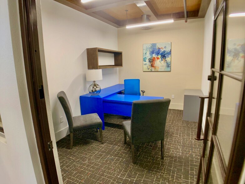 More Photos Of 612 Nogalitos St, San Antonio Flex For Sale