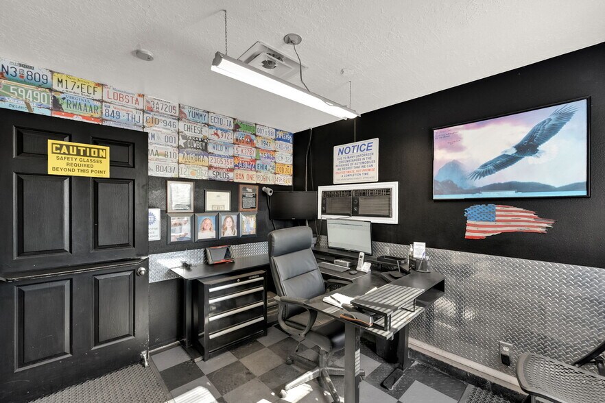 More Photos Of 51 N Hale St, Grantsville Auto Repair For Sale