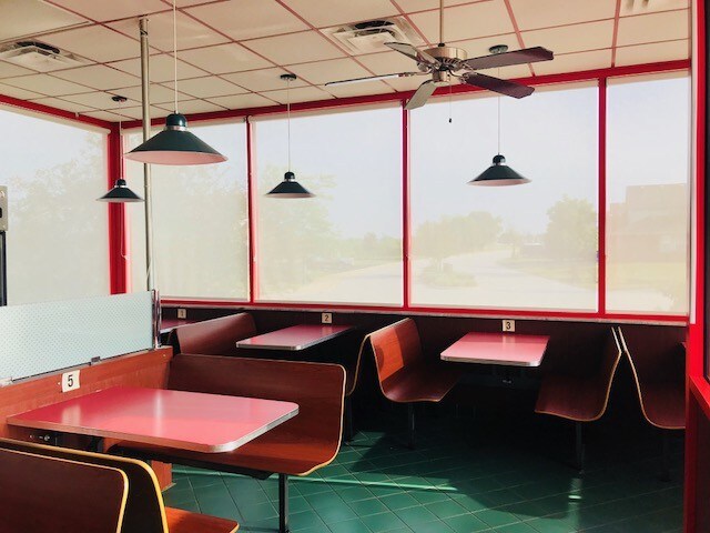 More Photos Of 855 W Cook St, Manteno Restaurant For Sale