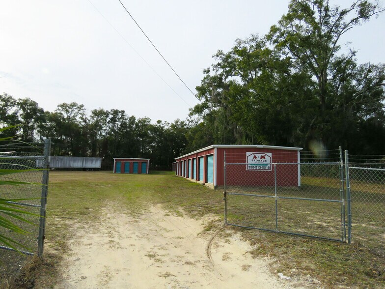 More Photos Of 2150 14th St NW, Chiefland Self Storage For Sale