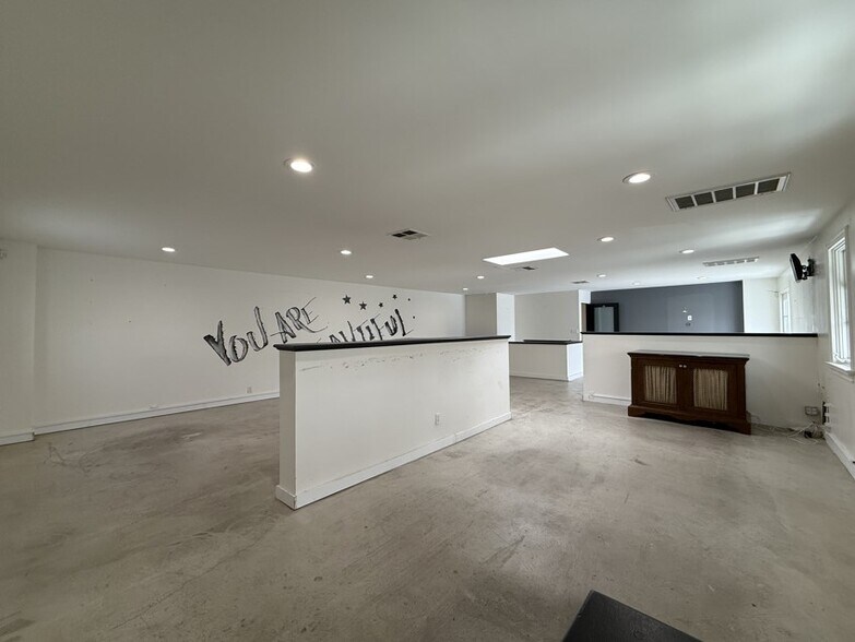 More Photos Of 8362 W 3rd St, Los Angeles General Retail For Sale