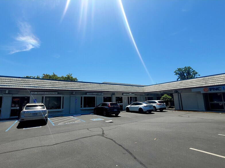More Photos Of 39350-39374 Fremont Blvd, Fremont Office For Lease