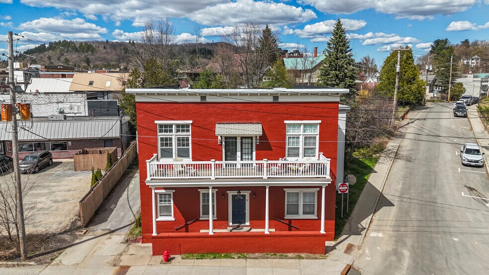 More Photos Of 9 River St, Saranac Lake Apartments For Sale