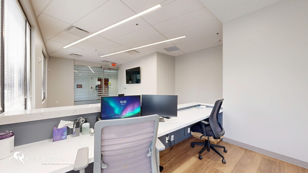 More Photos Of 34 Upper Riverdale Rd, Riverdale Medical For Lease