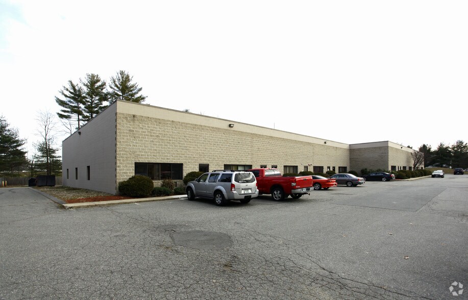 More Photos Of 40 Lowell Rd, Salem Light Distribution For Lease