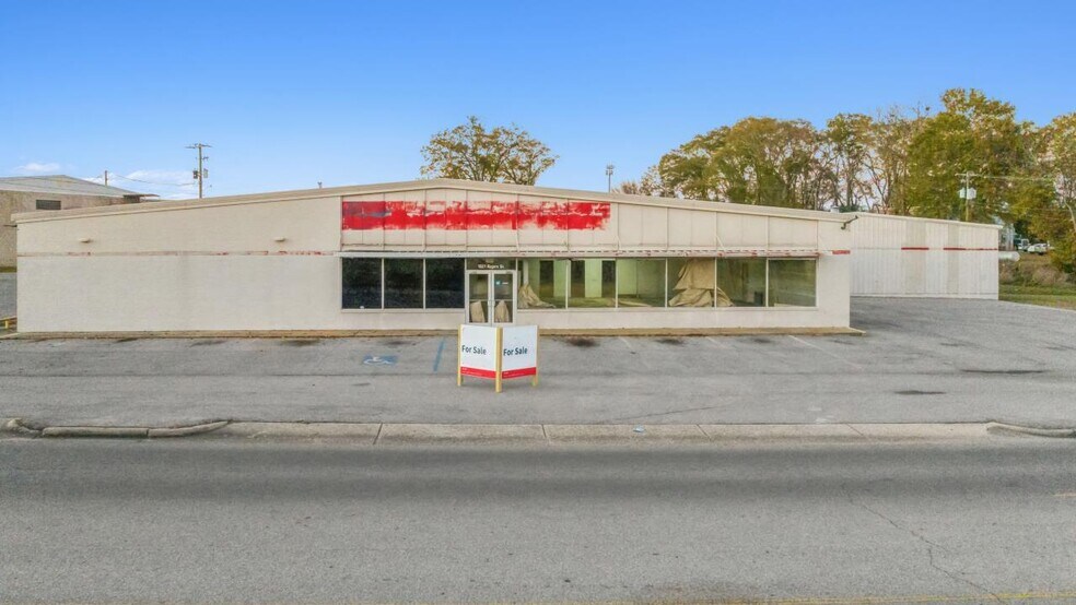 Primary Photo Of 1021 Rogers St, Laurel Freestanding For Sale