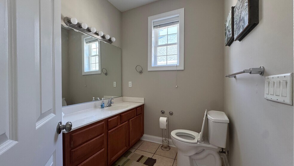 More Photos Of 5906-5908 Coastal Hwy, Ocean City Apartments For Sale