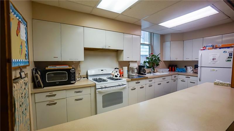 More Photos Of 230 E Jefferson St, Butler Religious Facility For Sale