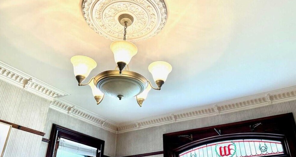 More Photos Of 40 E Genesee St, Auburn Storefront Retail Residential For Lease