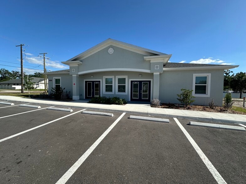 More Photos Of 708 Cactus Ridge Cir, Seffner Medical For Lease
