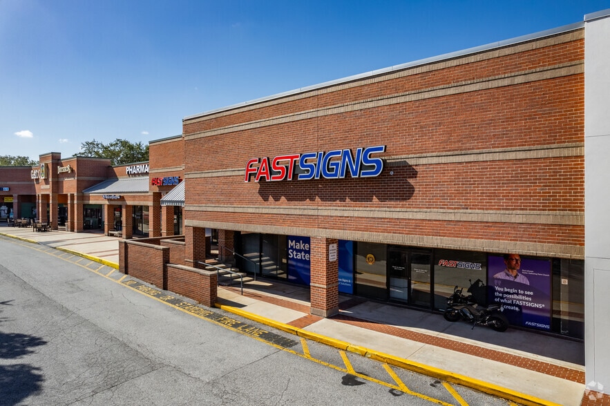 More Photos Of 3030 E Semoran Blvd, Apopka Supermarket For Lease