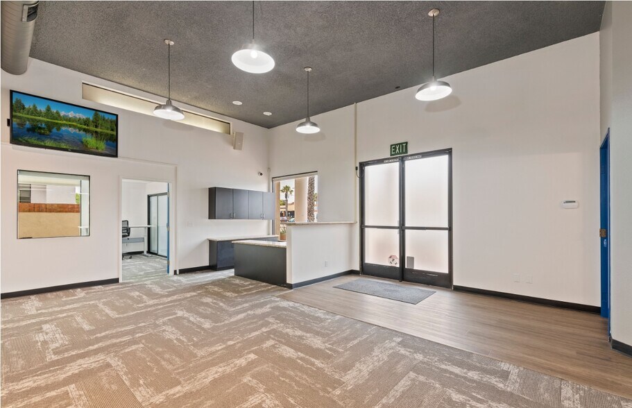 More Photos Of 960 Grand Ave, San Diego Office For Sale