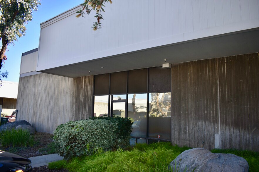 More Photos Of 316-392 Coogan Way, El Cajon Unknown For Lease