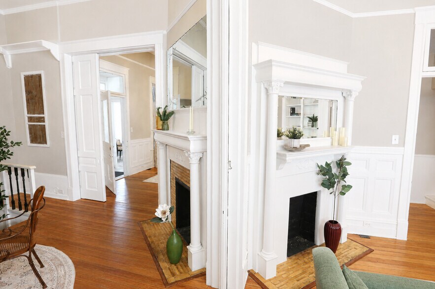 More Photos Of 700 W Garden St, Pensacola Freestanding For Lease