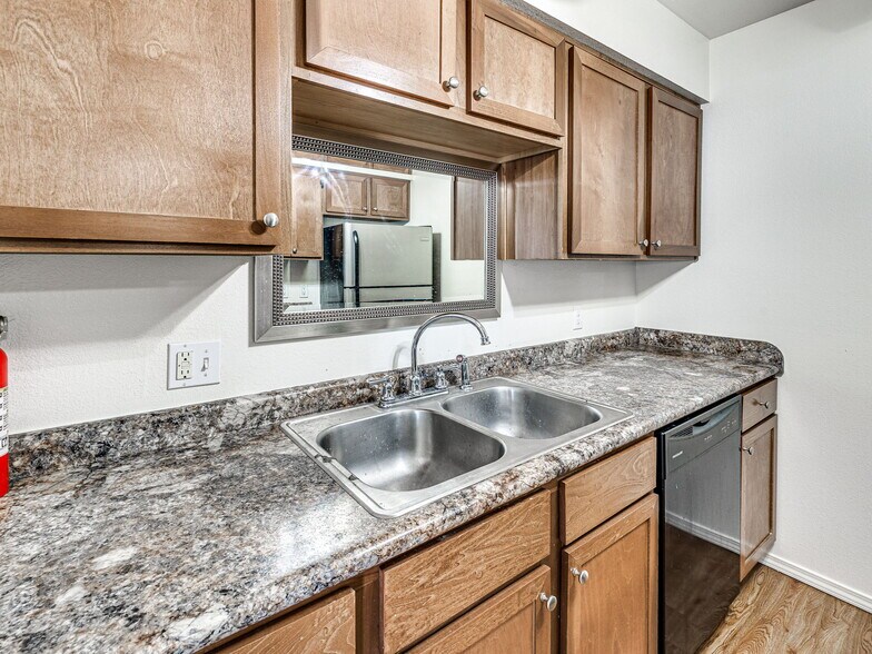 More Photos Of 2302 S 137th East Ave, Tulsa Apartments For Sale