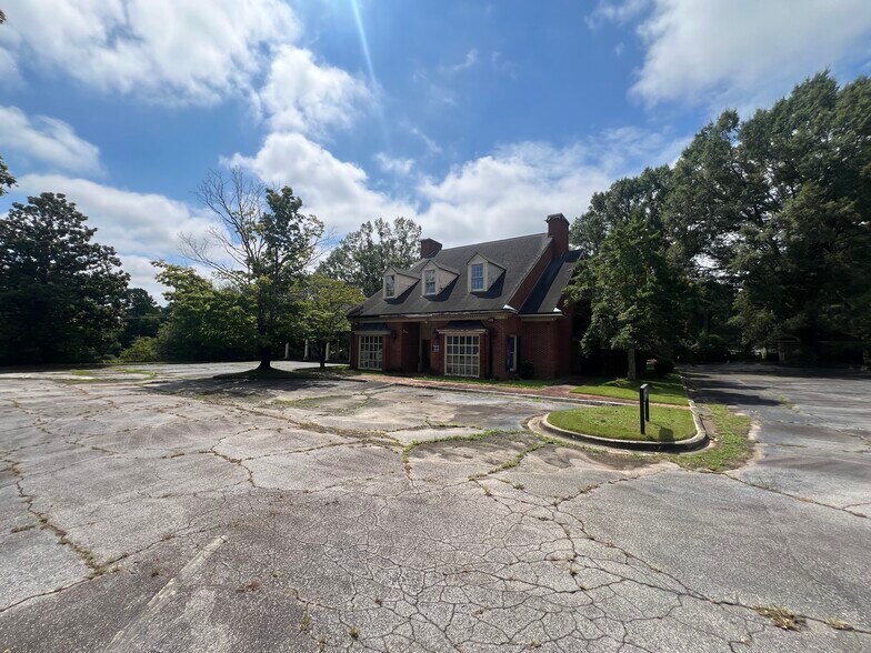 More Photos Of 3000 Highway 138 SW, Fayetteville Bank For Sale