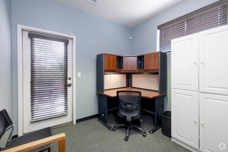 More Photos Of 120 Northview Rd, Sedona Skilled Nursing Facility For Lease