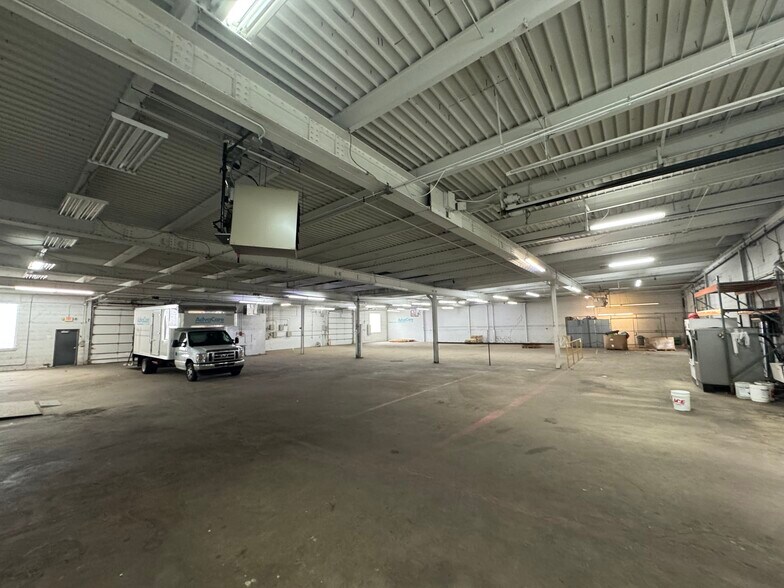 More Photos Of 1789 E 45th St, Cleveland Industrial For Sale