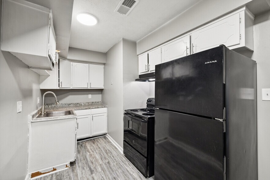 More Photos Of , Lexington Multifamily For Sale