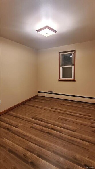 More Photos Of 6865 Erie Rd, Derby Restaurant For Sale