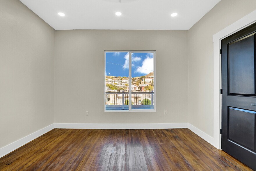 More Photos Of 1710 Montana Ave, El Paso Office For Sale