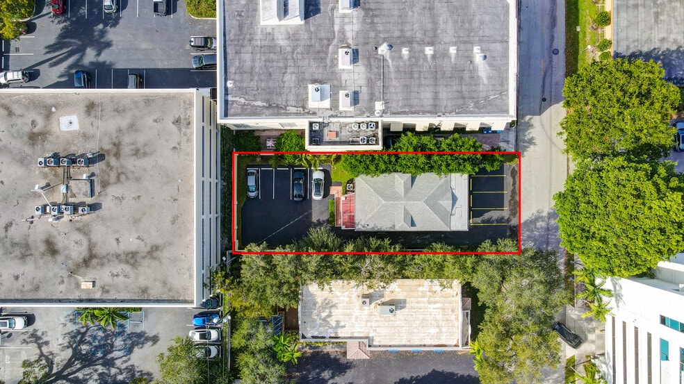 More Photos Of 8 SE 8th St, Fort Lauderdale Office For Sale