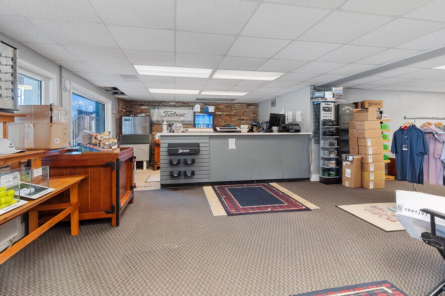 More Photos Of 1445 275 N Rd, Angola Sports And Entertainment For Sale