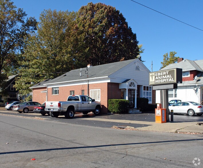 Primary Photo Of 3530 Southern Blvd, Youngstown Veterinarian Kennel For Lease
