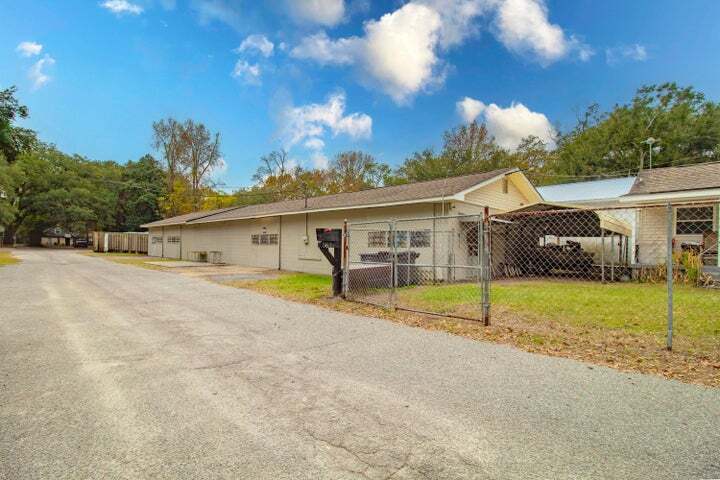More Photos Of 5639 Pullman Ave, North Charleston Warehouse For Sale