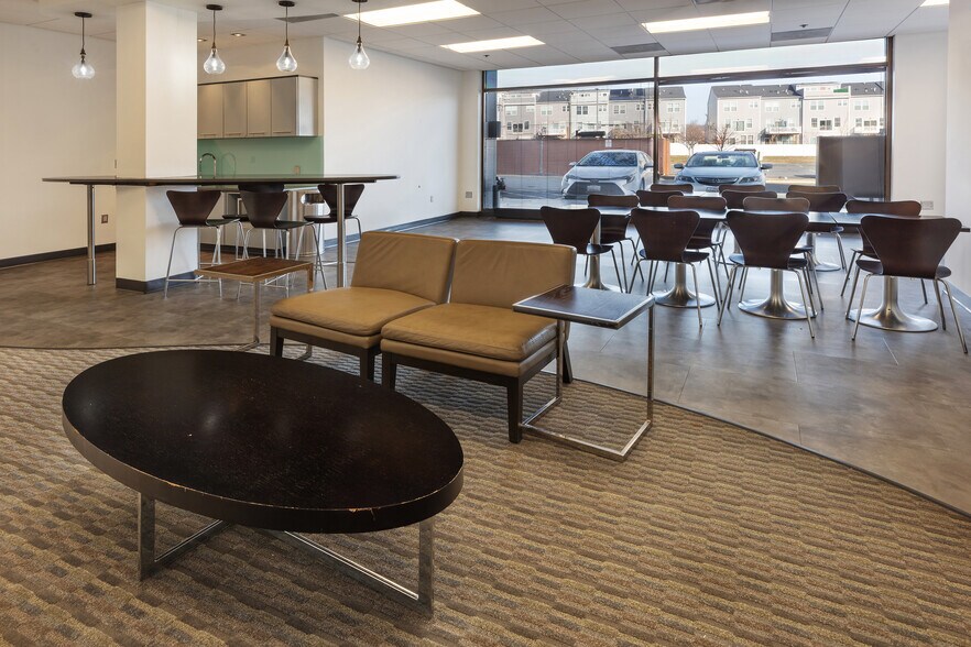 More Photos Of 10210 Greenbelt Rd, Lanham Office For Sale