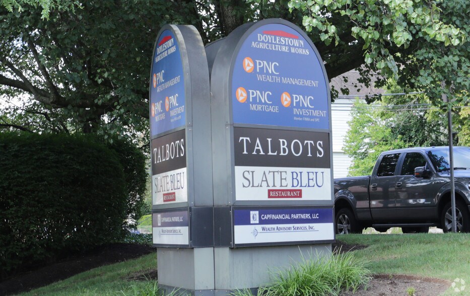 More Photos Of 100 S Main St, Doylestown Office For Lease