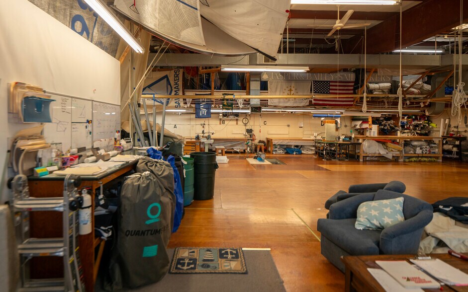 More Photos Of 64 Halsey St, Newport Warehouse For Sale