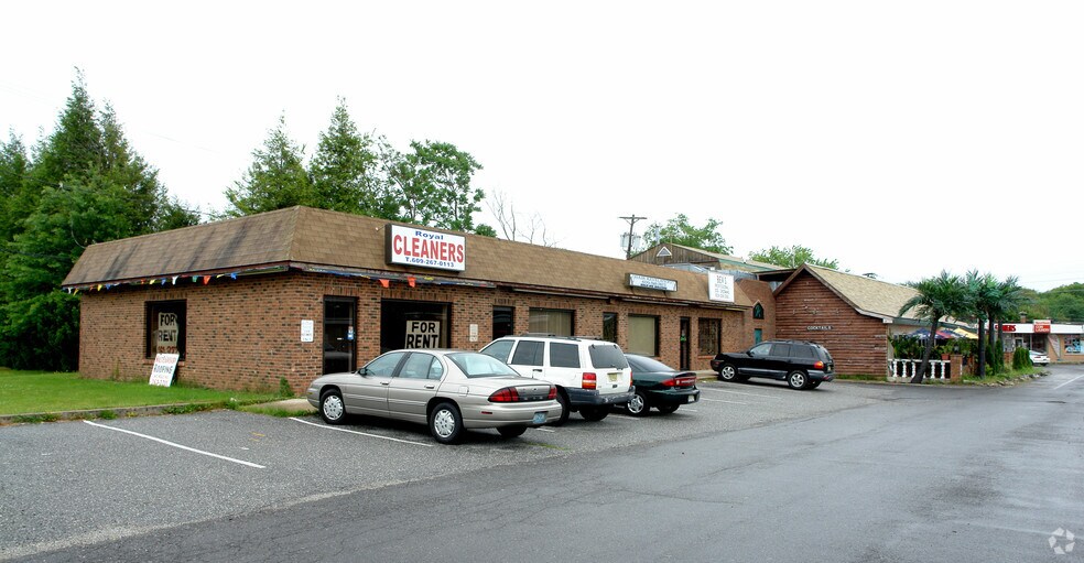 More Photos Of 1302 Monmouth Rd, Mount Holly Storefront Retail Office For Lease