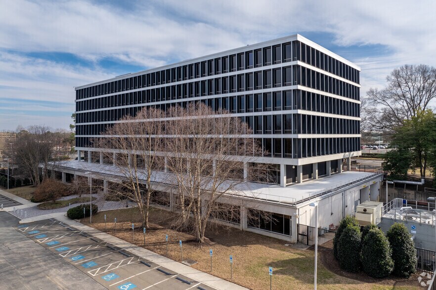 Primary Photo Of 6603 W Broad St, Richmond Office For Lease
