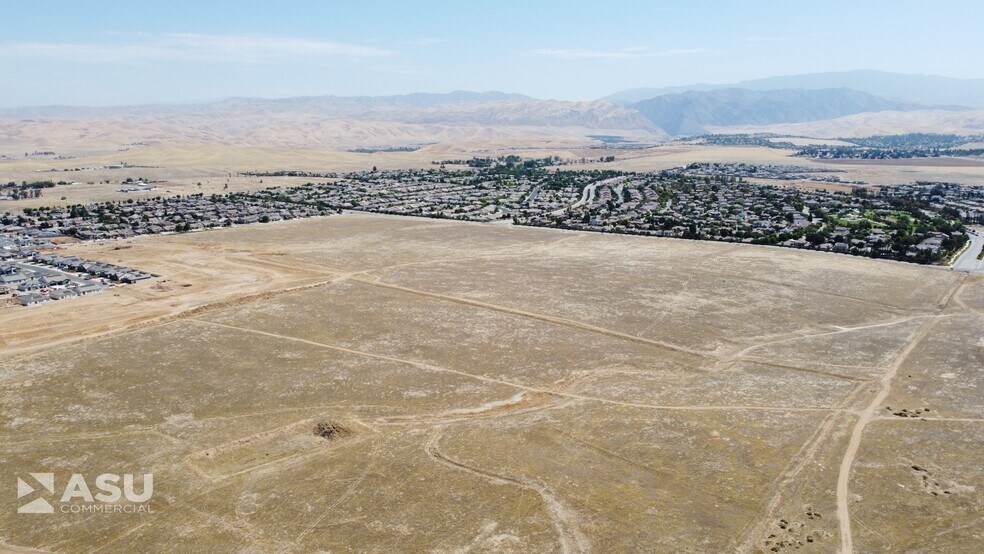 More Photos Of Vineland Rd & City Hills Dr., Bakersfield Land For Sale