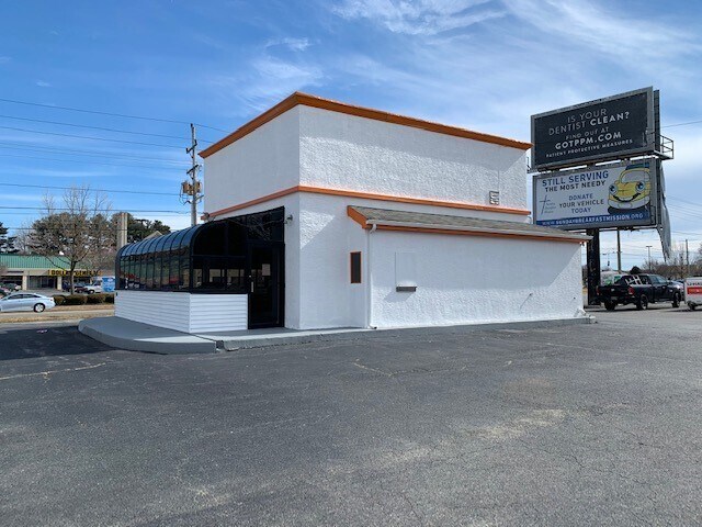 More Photos Of 102 Marrows Rd, Newark Restaurant For Lease