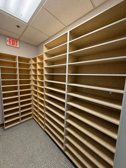 More Photos Of 39525 14 Mile Rd, Novi Medical For Lease