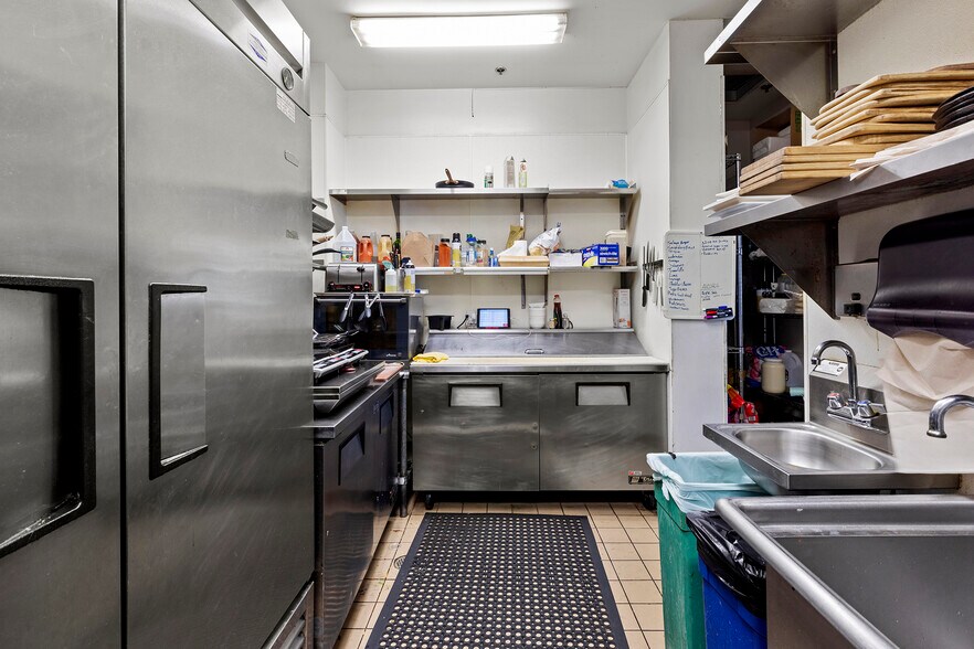 More Photos Of 170 King St, San Francisco Apartments For Sale
