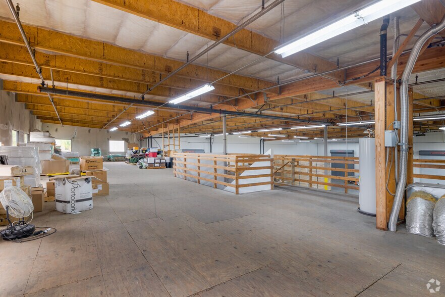 More Photos Of 27949 Diaz Rd, Temecula Warehouse For Lease