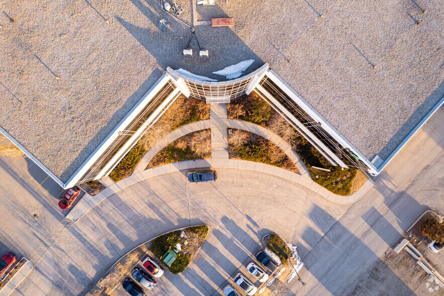 More Photos Of 6807 Railway St SE, Calgary Office For Lease