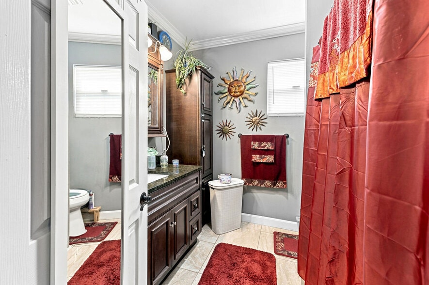 More Photos Of 491 Brayton Ave, Fall River Apartments For Sale