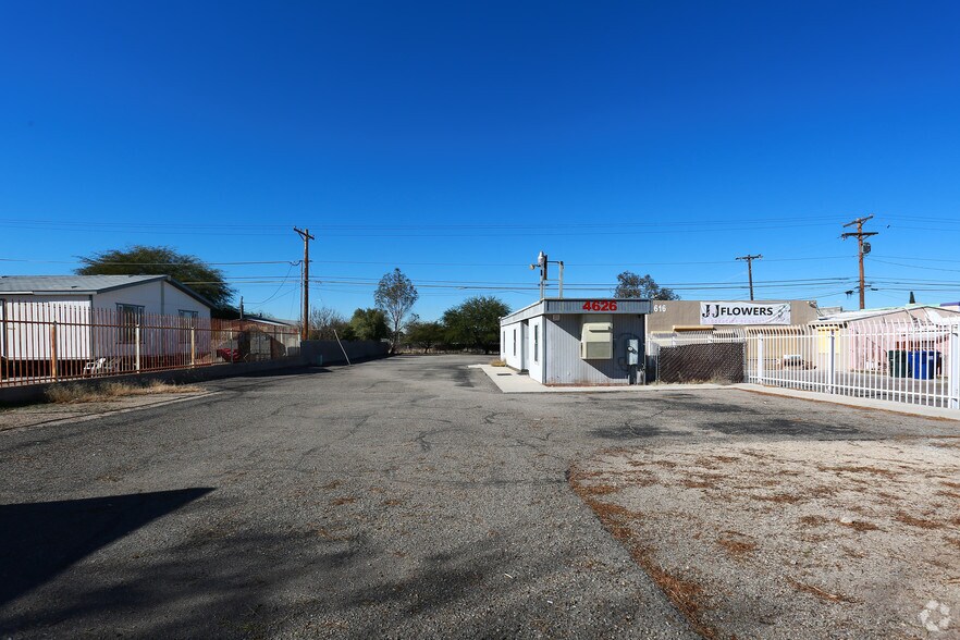 More Photos Of 4626 S 6th Ave, Tucson Auto Dealership For Sale