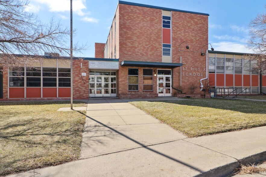 Primary Photo Of 13680 E 14th Pl, Aurora Schools For Lease