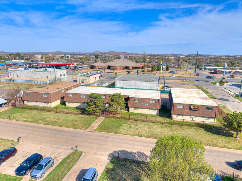 More Photos Of 6401 NW Oak Ave, Lawton Apartments For Sale