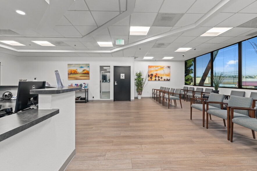 More Photos Of 3434 Midway Dr, San Diego Medical For Sale