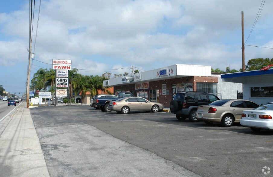 More Photos Of 9931-9947 Seminole Blvd, Seminole General Retail For Lease