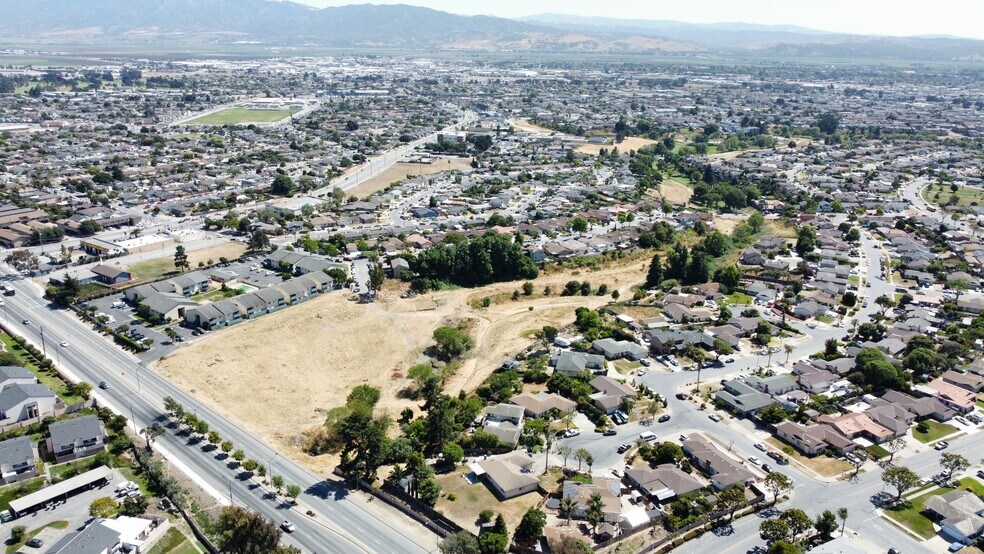 More Photos Of 11 Hill Cir, Salinas Land For Sale