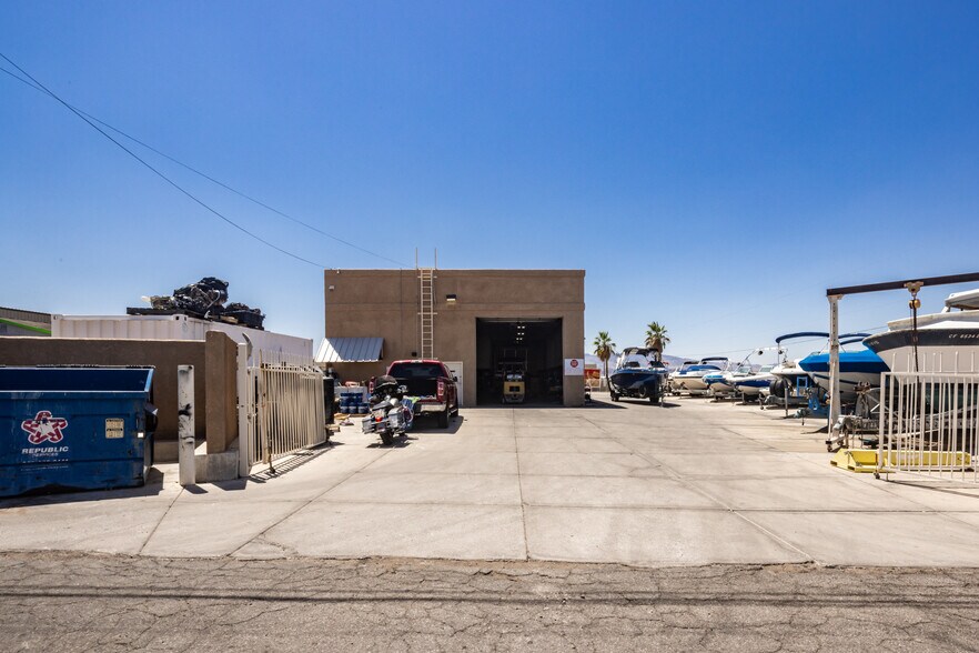 More Photos Of 1525 Industrial Blvd, Lake Havasu City Distribution For Lease