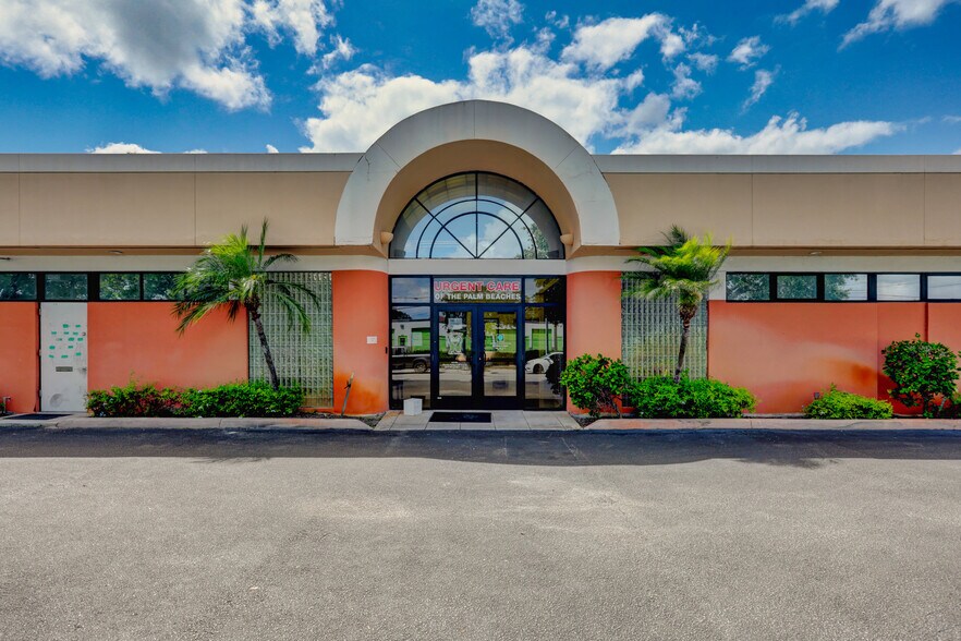 More Photos Of 3537 Forest Hill Blvd, West Palm Beach Medical For Lease